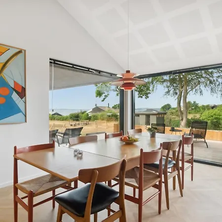 Vakantiehuis Edina - 350m From The Sea By Interhome *